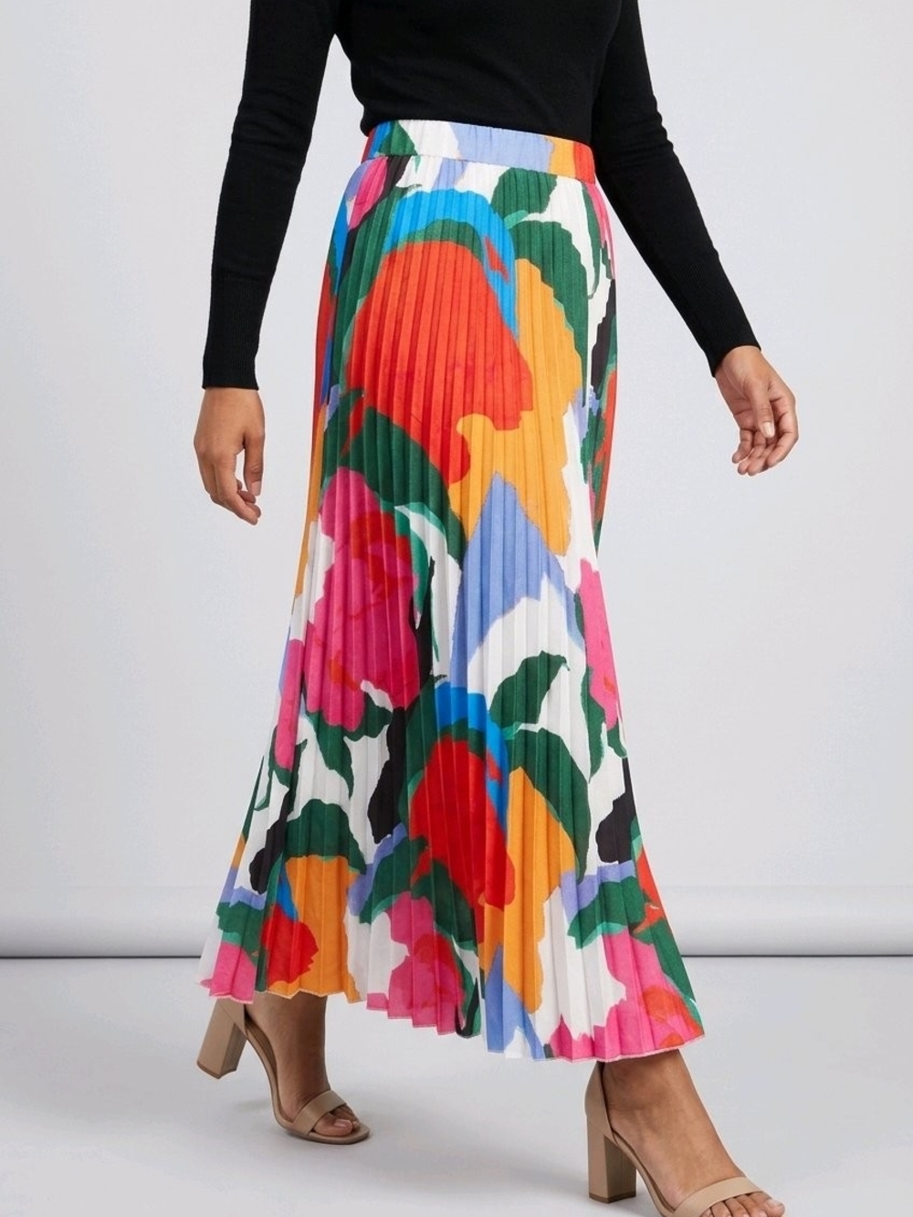 Estella Multicolor Pleated Floral Maxi Skirt